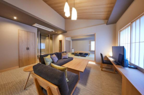 Rinn Shirakawa South
